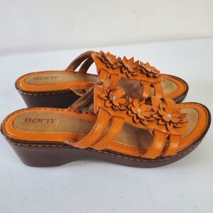 Born Leather Platform Sandals Size 9 Flower Applique Strappy Wedge Slides Orange